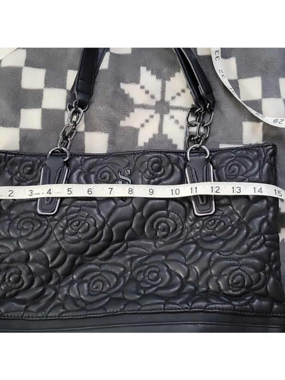 Simply Vera Vera Wang Black Quilted Floral Tote Bag Faux Leather Shoulder Bag - Picture 4 of 14